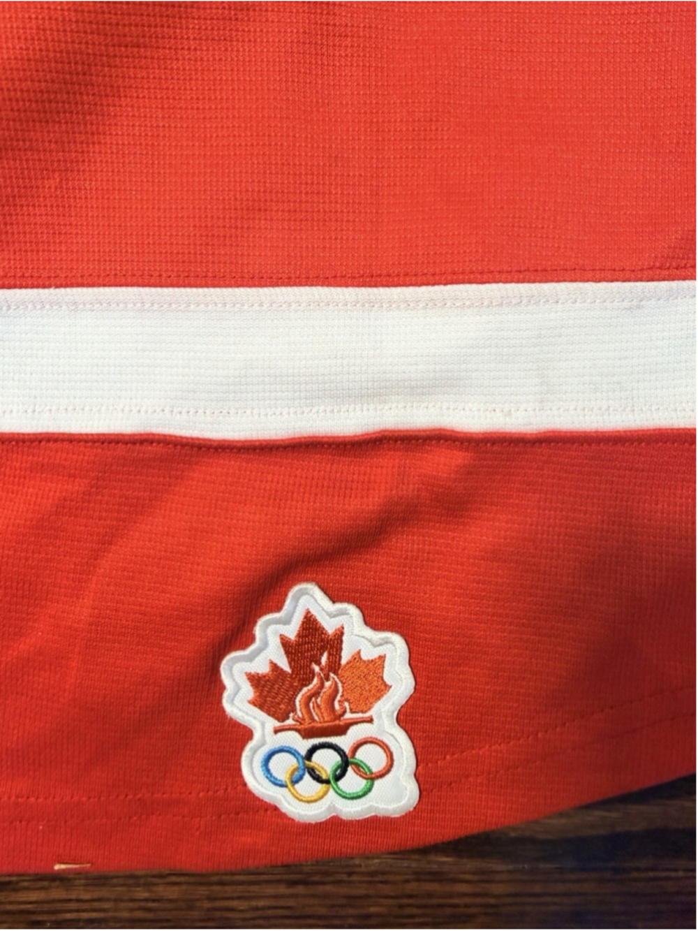 2010 CANADA Red #10 Brenden Morrow OLYMPIC HOCKEY TEAM MORROW JERSEY SZ M - Picture 8 of 12
